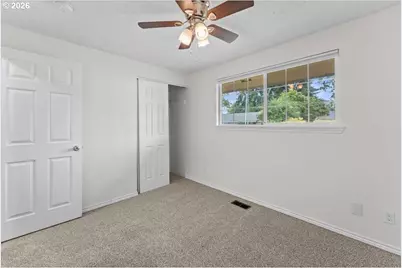 963 NW 2nd Ave, Hillsboro, OR 97124 - Photo 23