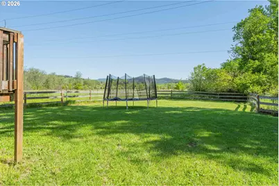 301 Winery Ln, Roseburg, OR 97471 - Photo 41