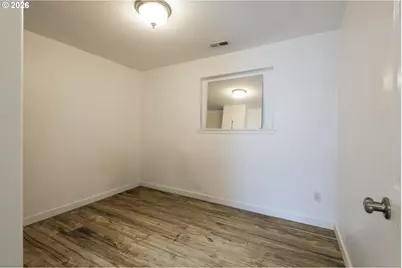 514 Richmond Ave, Centralia, WA 98531 - Photo 11