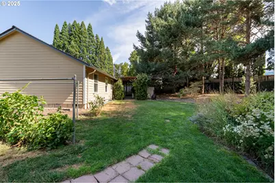 1108 N Hadley Rd, Newberg, OR 97132 - Photo 33