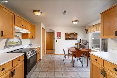 1108 N Hadley Rd, Newberg, OR 97132 - Photo 11