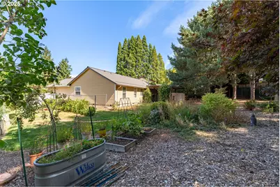 1108 N Hadley Rd, Newberg, OR 97132 - Photo 31