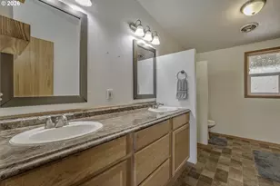 45360 SW Seghers Rd, Gaston, OR 97119 - Photo 15