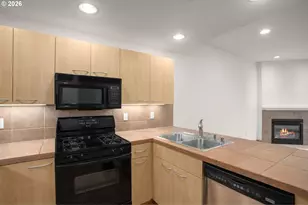 400 W 8th St, Vancouver, WA 98660 - Photo 11