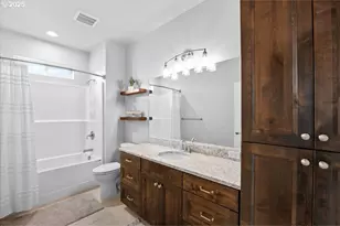 811 Pebble Creek St, Sutherlin, OR 97479 - Photo 23