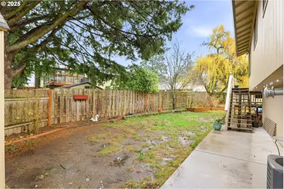 2185 SW 9th Ct, Gresham, OR 97080 - Photo 23