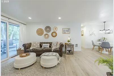 650 Harlow Rd #209, Springfield, OR 97477 - Photo 3