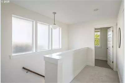 8075 N Edison St, Portland, OR 97203 - Photo 19