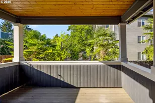 8075 N Edison St, Portland, OR 97203 - Photo 15