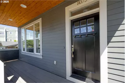 8075 N Edison St, Portland, OR 97203 - Photo 3