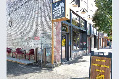 8075 N Edison St, Portland, OR 97203 - Photo 37