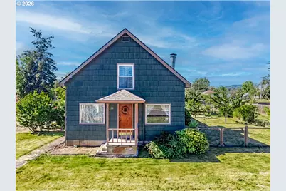 320 E Blakely Ave, Brownsville, OR 97327 - Photo 1