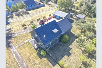 320 E Blakely Ave, Brownsville, OR 97327 - Photo 41