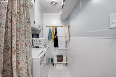 320 E Blakely Ave, Brownsville, OR 97327 - Photo 15
