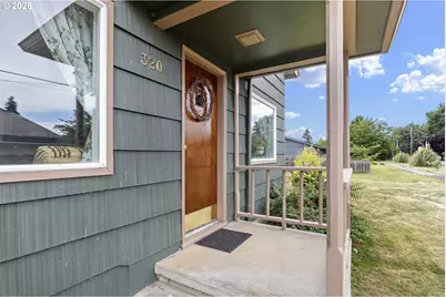 320 E Blakely Ave, Brownsville, OR 97327 - Photo 3