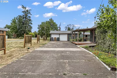 320 E Blakely Ave, Brownsville, OR 97327 - Photo 33