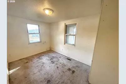 1630 S 12th St, Cottage Grove, OR 97424 - Photo 7