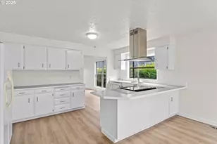 7206 N Amherst St, Portland, OR 97203 - Photo 15