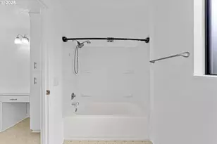 7206 N Amherst St, Portland, OR 97203 - Photo 23