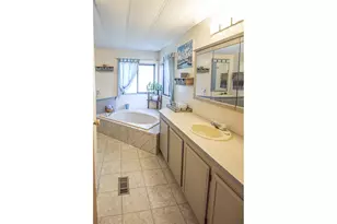 7918 SE King Rd, Milwaukie, OR 97222 - Photo 17
