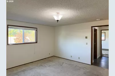 1145 8th St, Florence, OR 97439 - Photo 31