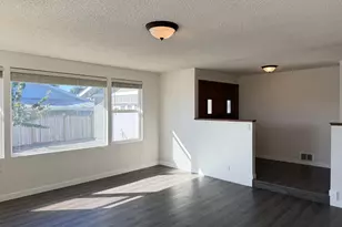 1145 8th St, Florence, OR 97439 - Photo 7