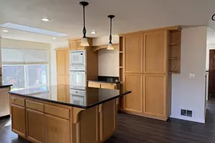 1145 8th St, Florence, OR 97439 - Photo 11