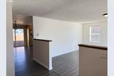 1145 8th St, Florence, OR 97439 - Photo 5