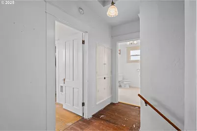 322 W C St, Rainier, OR 97048 - Photo 25