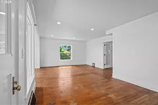 322 W C St, Rainier, OR 97048 - Photo 7