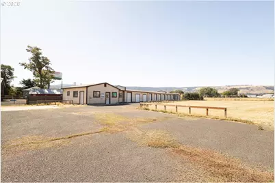 1506 26th St, La Grande, OR 97850 - Photo 3