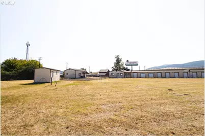 1506 26th St, La Grande, OR 97850 - Photo 9