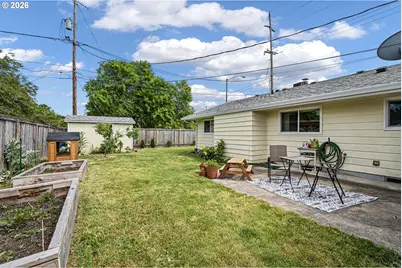 2895 Ferry St, Eugene, OR 97405 - Photo 27