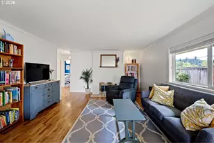 2895 Ferry St, Eugene, OR 97405 - Photo 13