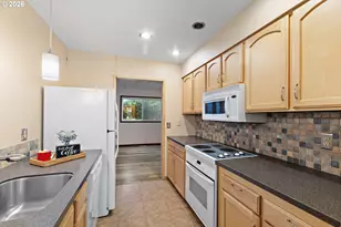 5518 SW Murray Blvd, Beaverton, OR 97005 - Photo 3