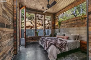 19476 SW Century Dr, Bend, OR 97702 - Photo 17