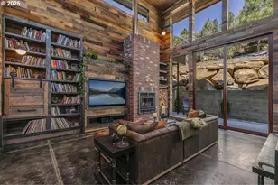 19476 SW Century Dr, Bend, OR 97702 - Photo 7