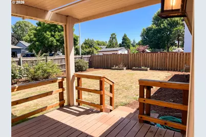 1325 Independence Ave, Woodburn, OR 97071 - Photo 17