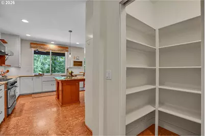 10653 NW Lost Park Dr, Portland, OR 97229 - Photo 45