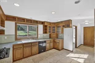 18525 NW St Helens Rd, Portland, OR 97231 - Photo 13