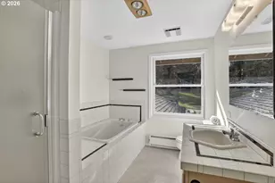 18525 NW St Helens Rd, Portland, OR 97231 - Photo 35