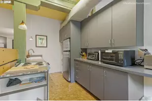 1325 NW Flanders St, Portland, OR 97209 - Photo 11