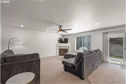 11716 NE 42nd Ct, Vancouver, WA 98686 - Photo 9