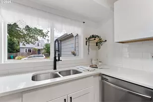 8019 SE Boise St, Portland, OR 97206 - Photo 17