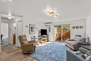 972 W L St, Springfield, OR 97477 - Photo 13