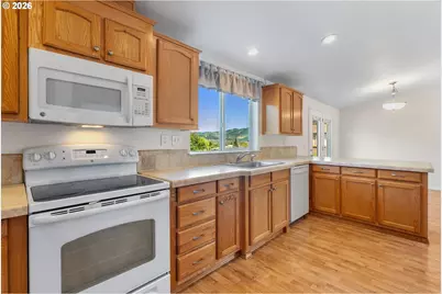 1606 Taylor Ave, Hood River, OR 97031 - Photo 9