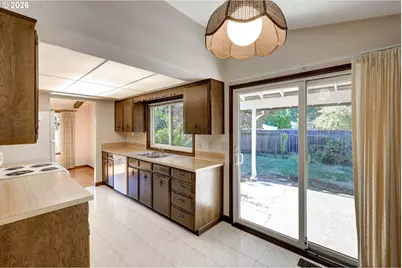 4605 NW Owyhee Ct, Portland, OR 97229 - Photo 17