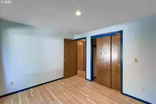 4605 NW Owyhee Ct, Portland, OR 97229 - Photo 33