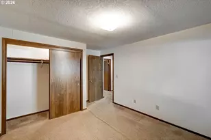 4605 NW Owyhee Ct, Portland, OR 97229 - Photo 37