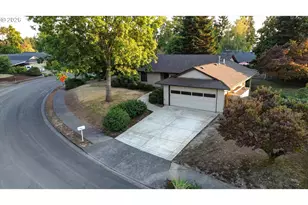 4605 NW Owyhee Ct, Portland, OR 97229 - Photo 5